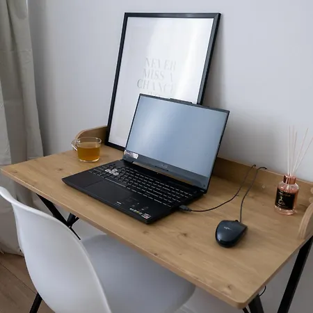 Downtown - Balcony&workspace - By Rentujemy Appartement