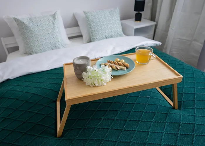 Apartment Downtown - Balcony&workspace - By Rentujemy Warsaw